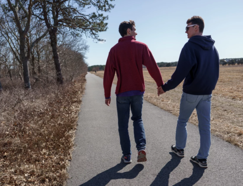 These identical twins both grew up with autism, but took very different paths